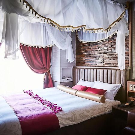 Готель Petit Bali Ikebukuro (Adults Only) Токіо Екстер'єр фото